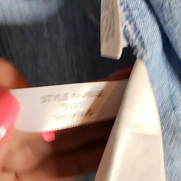 J. Crew Chambray button-up shirt in signature fit. Sleeveless.  Size XS - Picture 10 of 12